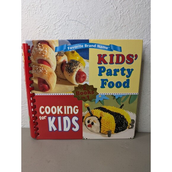 Favorite Brand Name Kids' Party Food / Cooking For Kids 2‎ Books In One - Spiral - Picture 1 of 7